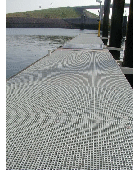 Caillebotis polyester sur ponton